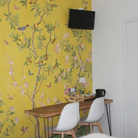 Marius فندق آيدات